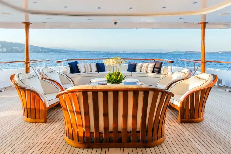 50 Best Luxury Outdoor Furniture Brands in 2023