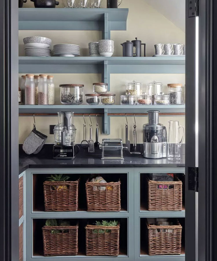 45 Walk In Pantry Ideas For Beautiful Kitchen Storage in 2023