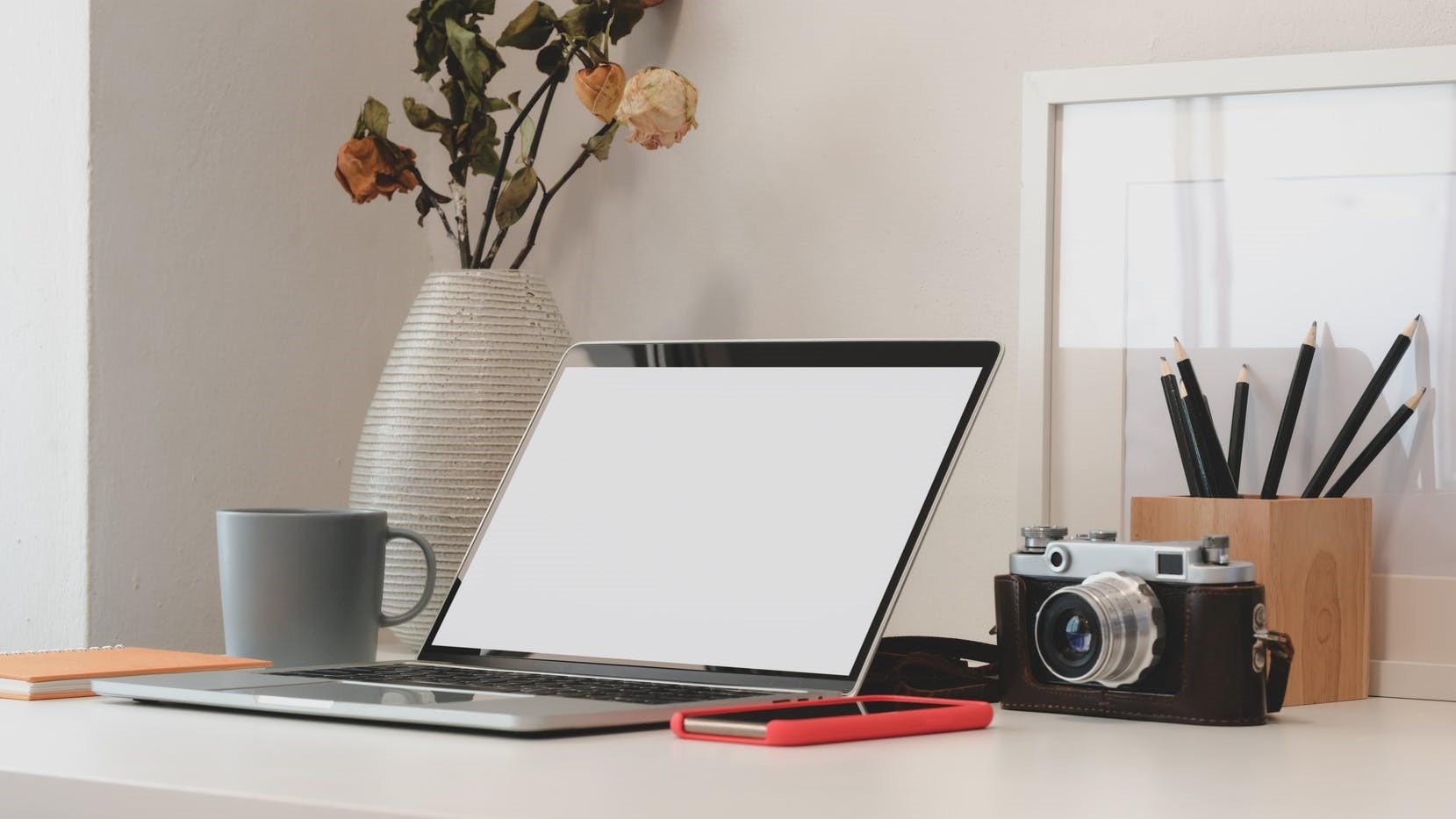 How to design your workspace DesignNuance