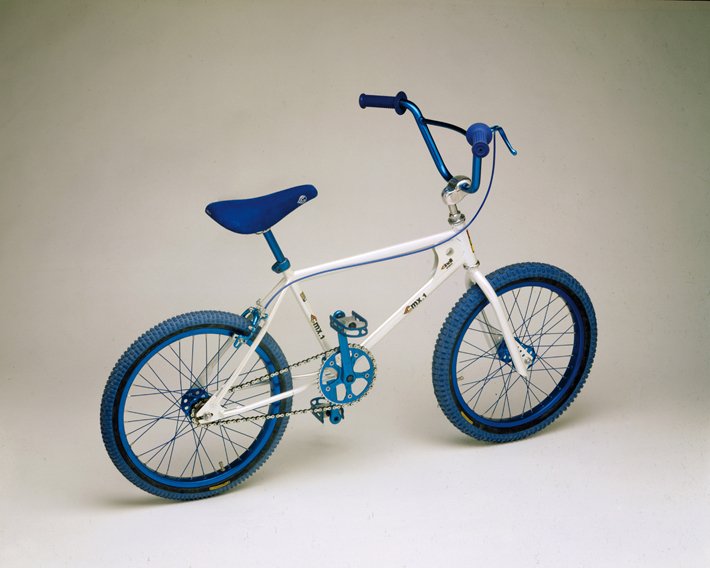 cinelli l'arte e il design della bicicletta antonio colombo