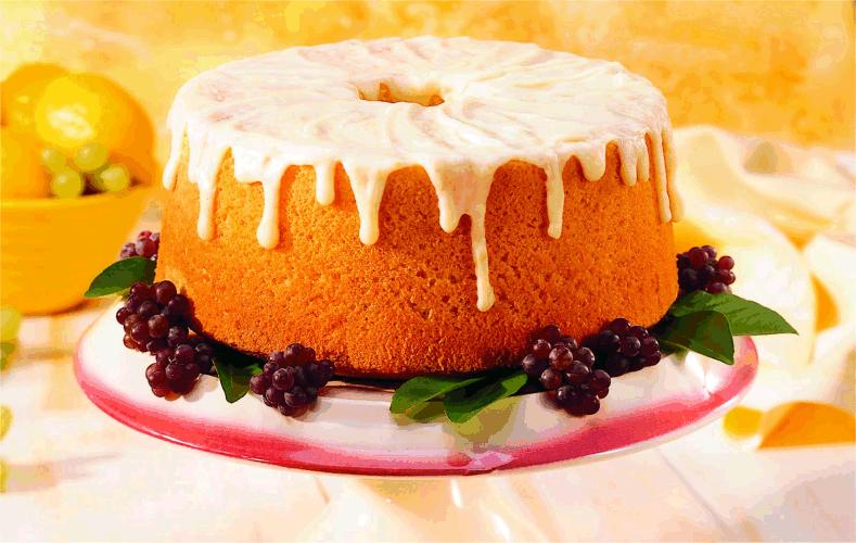 Moist and Delicious Types of Birthday Cakes