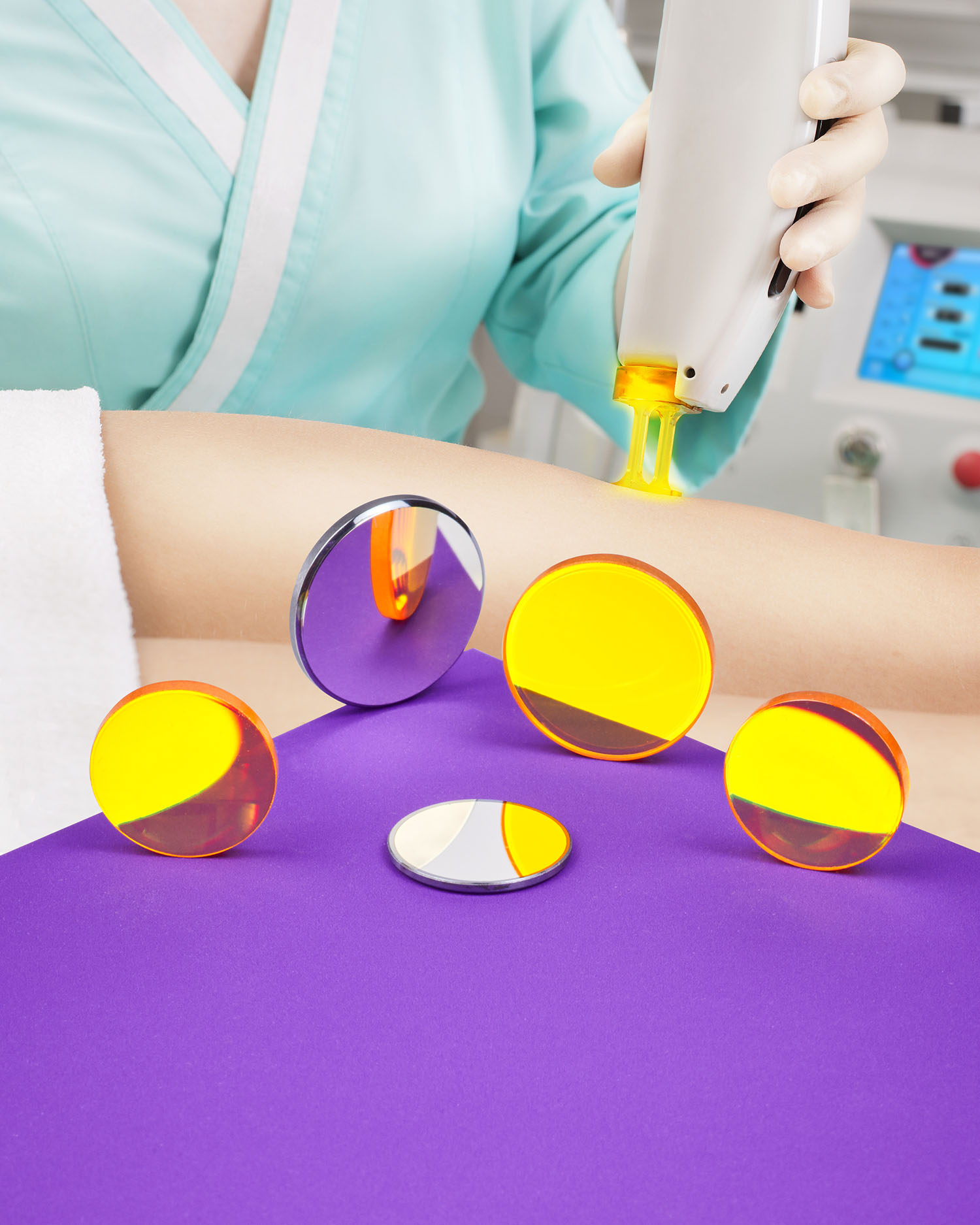 Zinc Selenide Optics Optimized for NdYAG Lasers