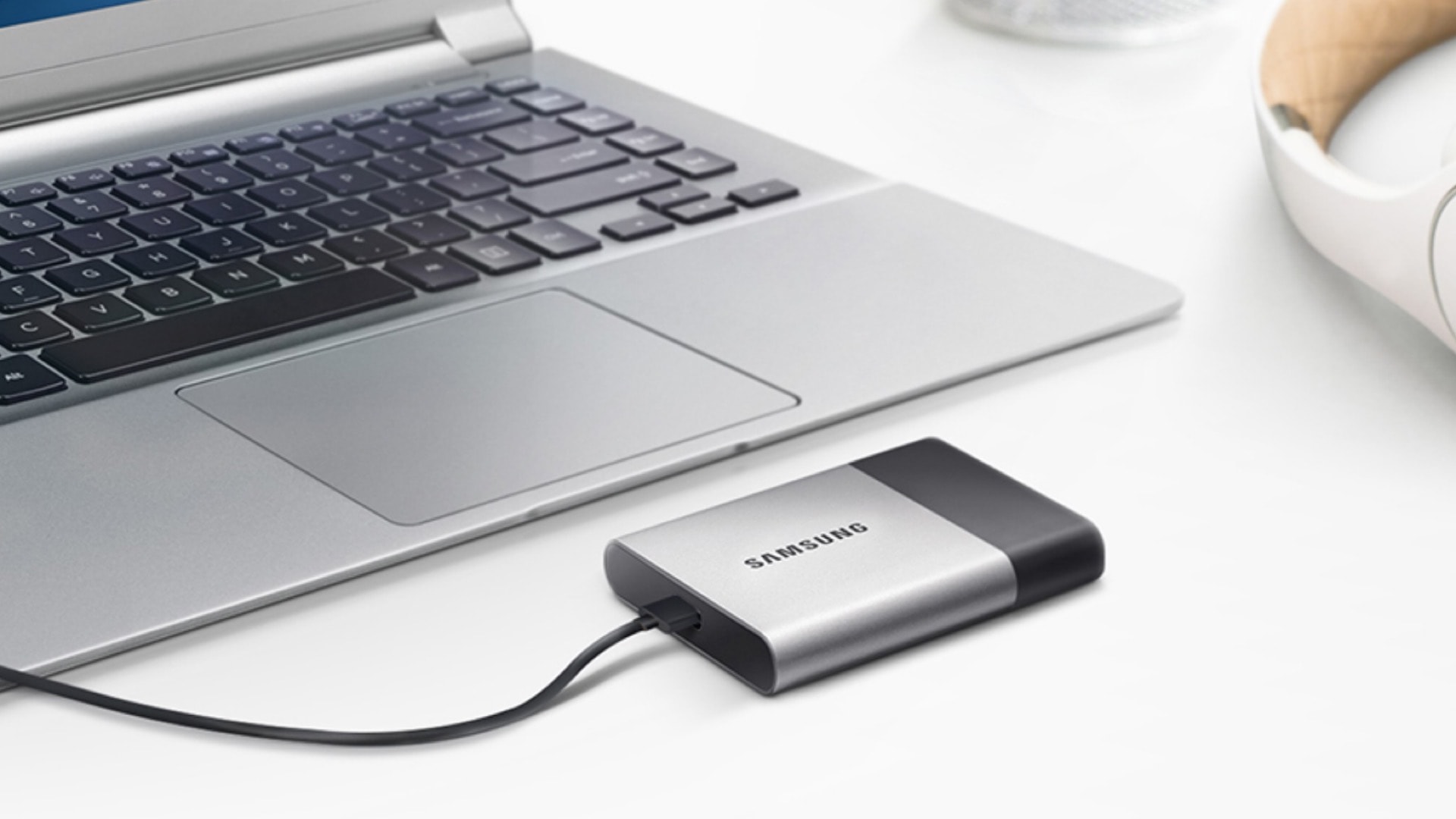 Top 4 Best External SSD For Mac Or MacBook Pro Till August 2018