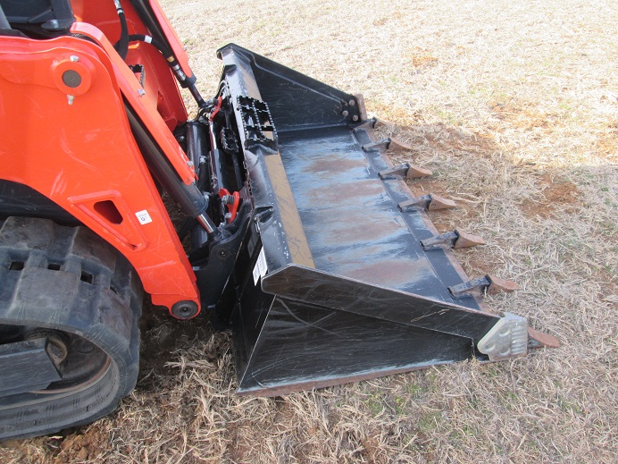 Kubota SVL652 Skid Steer & Attachments Dan's Equipment Sales