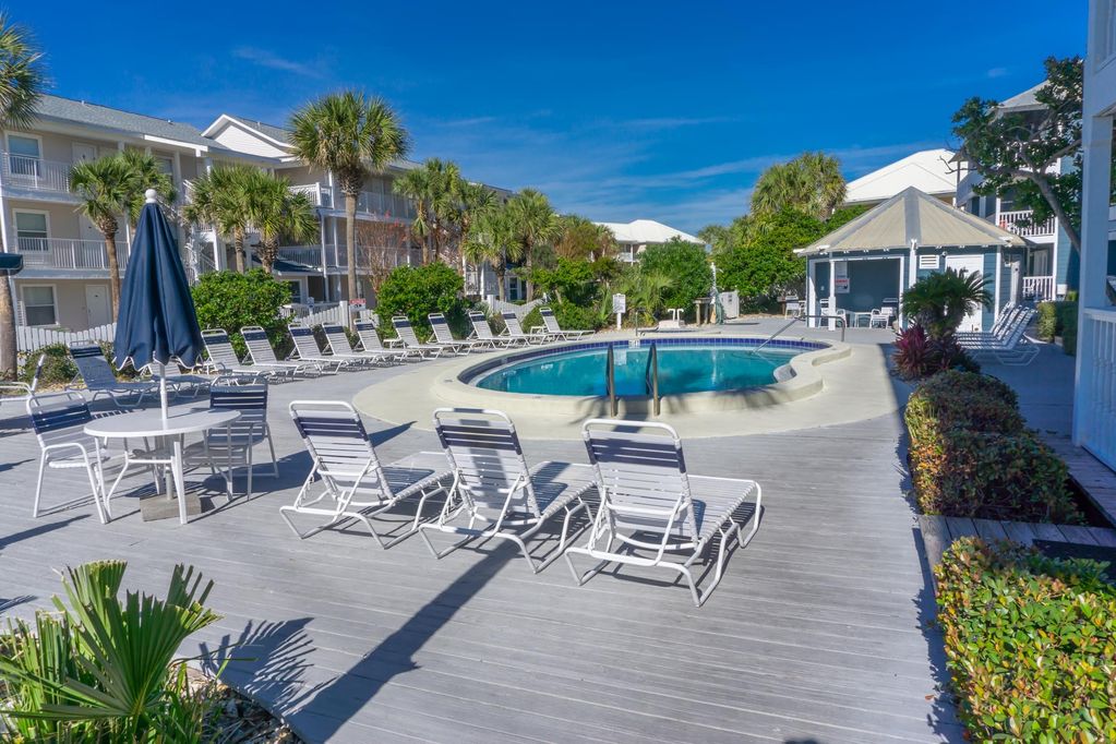 Summer Breeze Vacation Rentals