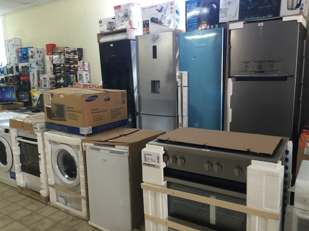 Vente Aux Encheres Publiques Stock Encheres Destockage Grossiste