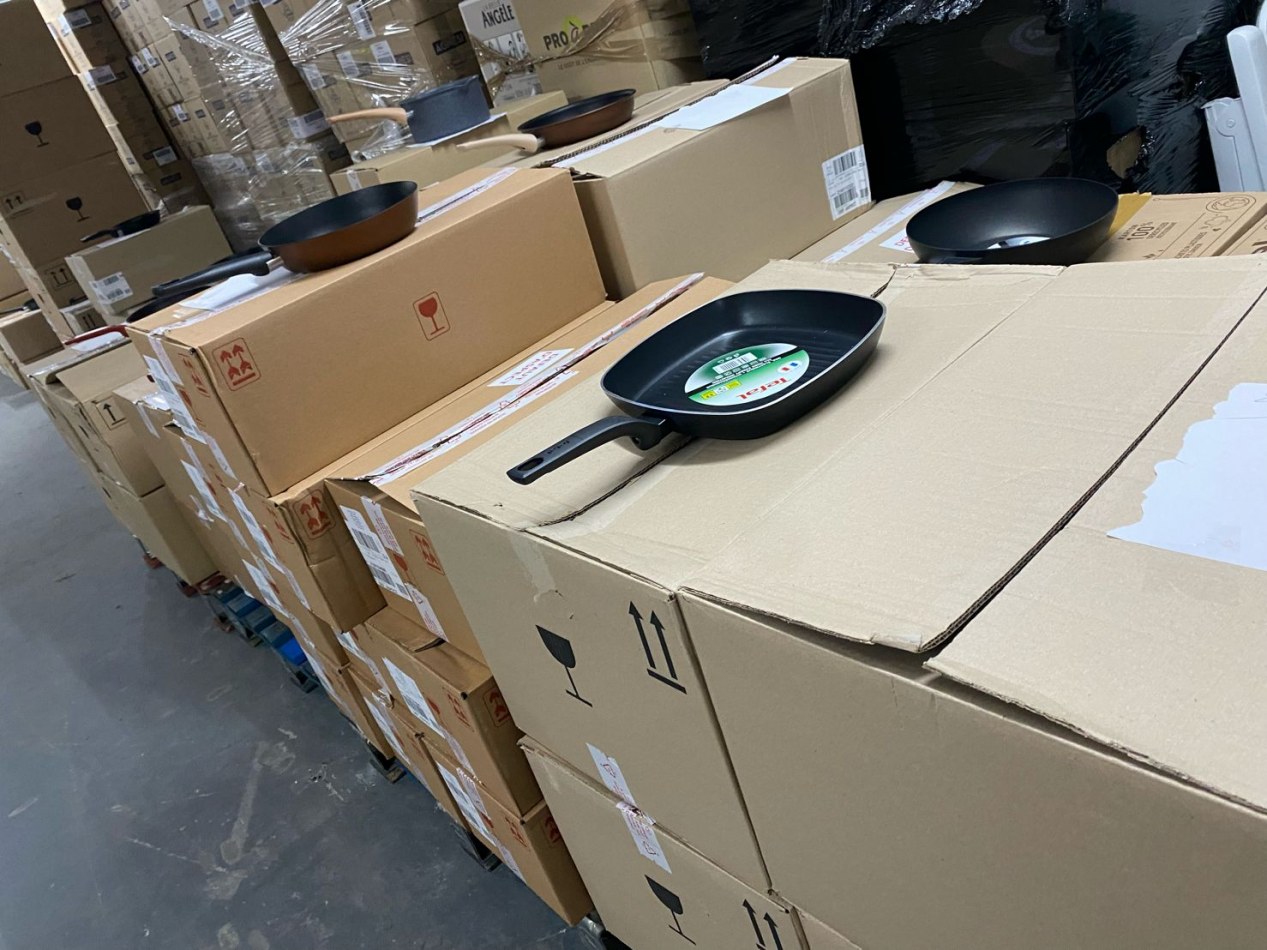 Vente en gros d'ustensiles de cuisine Tefal fabriqués en France Destockage