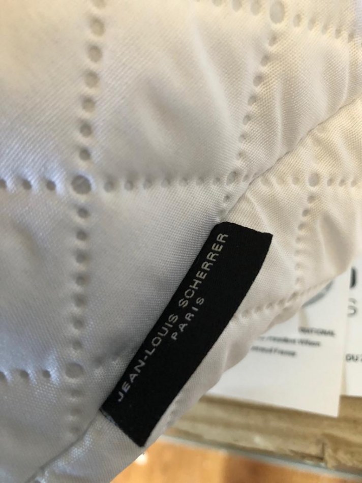 Collection d'oreillers JeanLouis Scherrer Destockage Grossiste