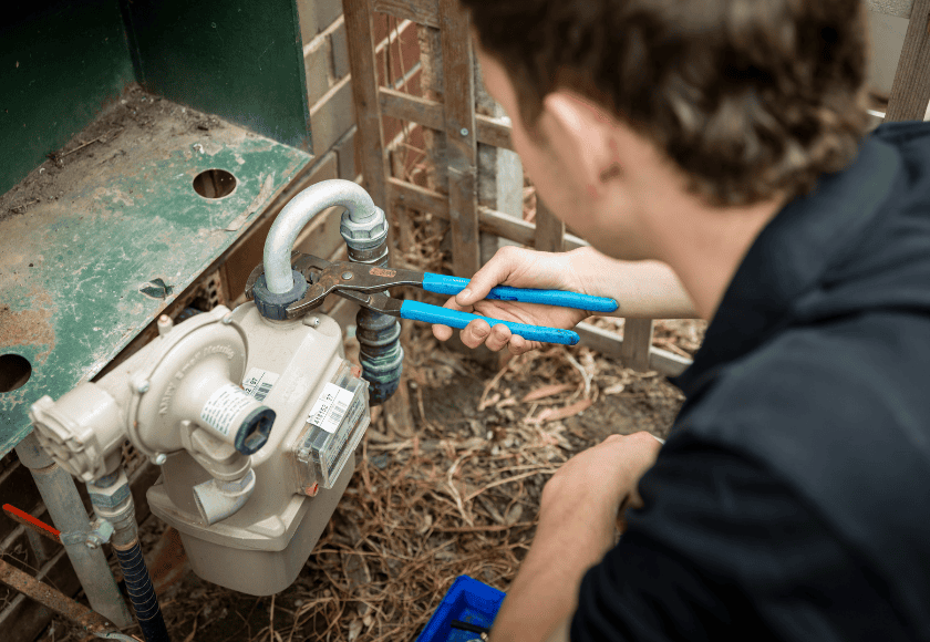 How We Manage Gas Cap Offs: A Guide for Renters