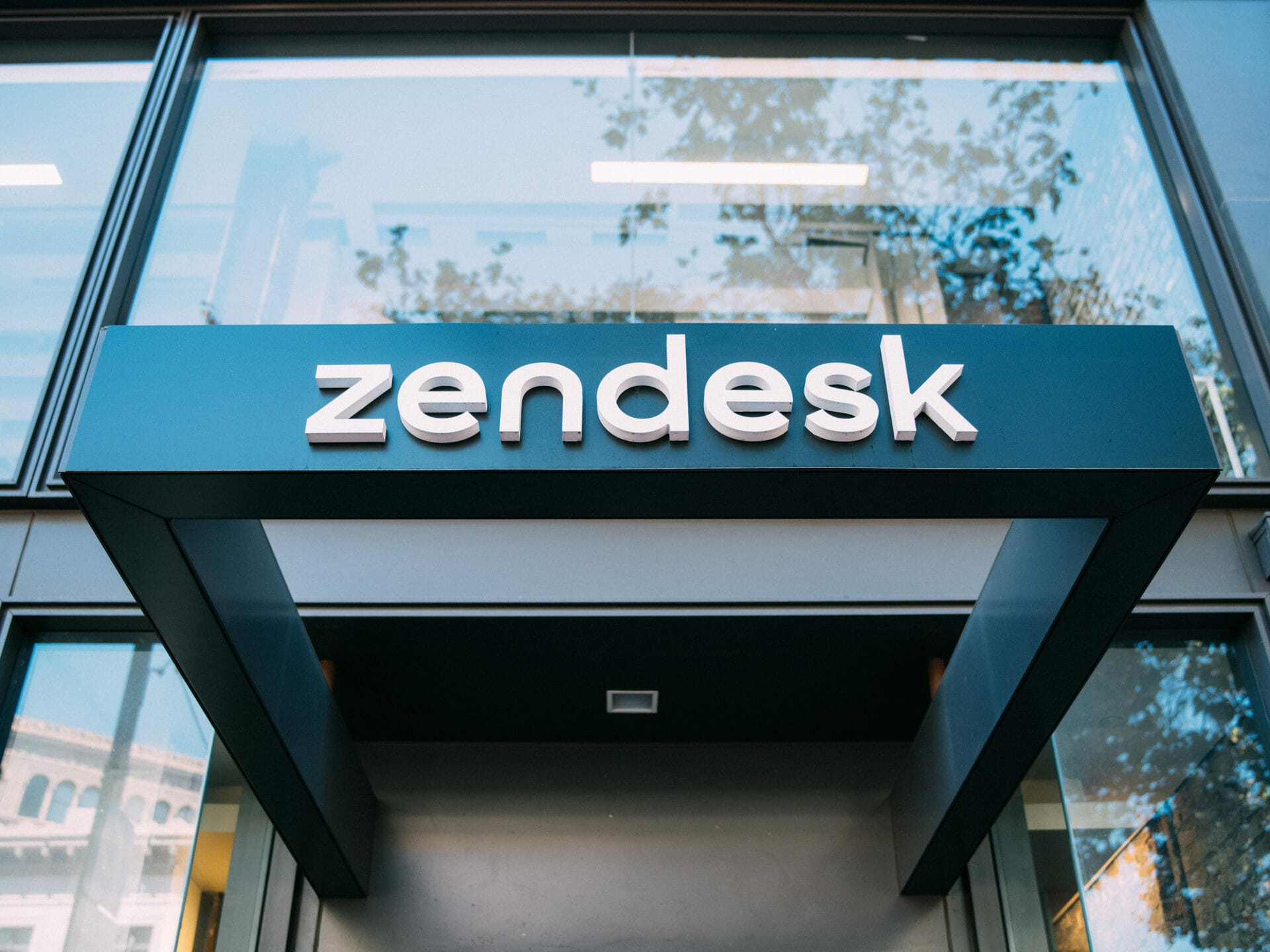 Zendesk buys Smooth to support customer messaging across multiple