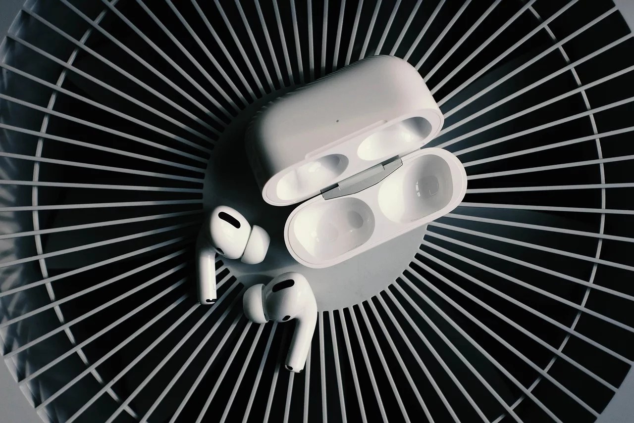 Can AirPods Survive Washing Machine? DeviceMAG