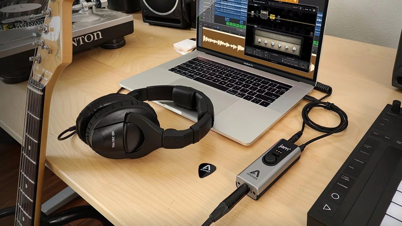 How to Connect USB with GarageBand as Input Source DeviceMAG