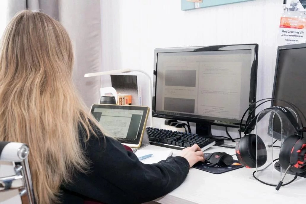 Why Does My Monitor Keep Going To Sleep? DeviceMAG