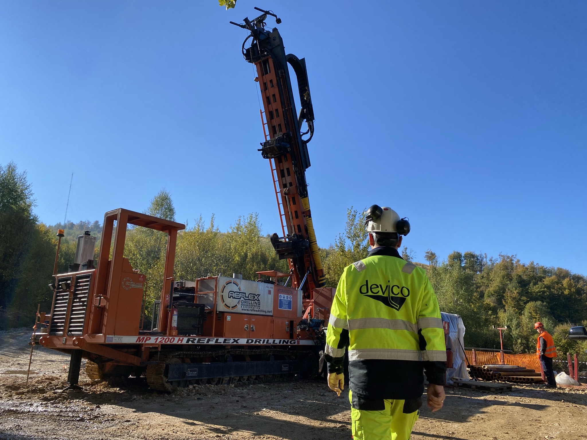 Reflex Drilling about the DeviGyro RG40, DeviCore and Devico Devico