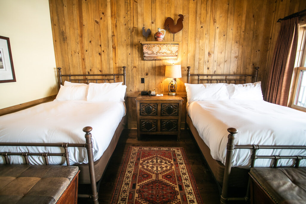 Colorado Mountain Resort Lodging High Lonesome Lodge Double Queen