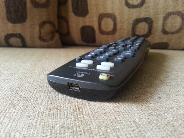 Logitech Harmony 300 Universal Remote | www.devonbuy.com