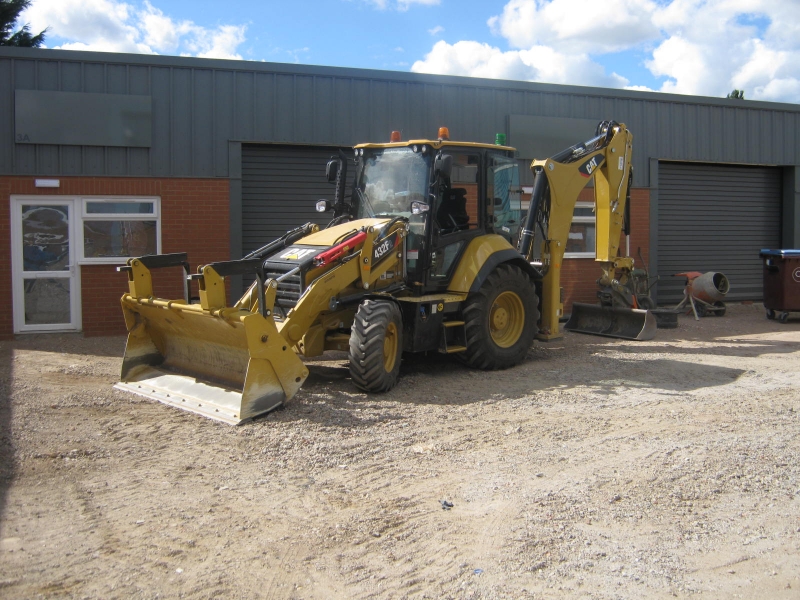 Micro, Mini Digger Hire and JCB'S 3CX Hire in Bedfordshire