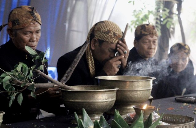 Cara Mengetahui Khodam Keris – Bagian I - Dewi Sundari