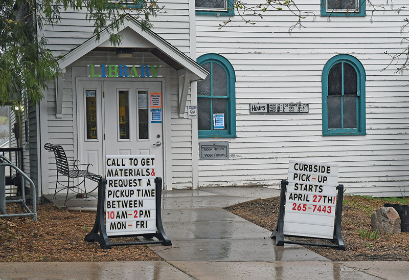Glenwood City and Boyceville public libraries offering curbside pickup