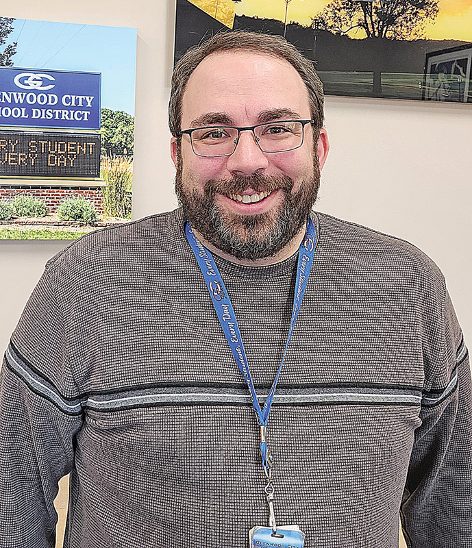 Popko receives U of Chicago Outstanding Educator Award The Tribune