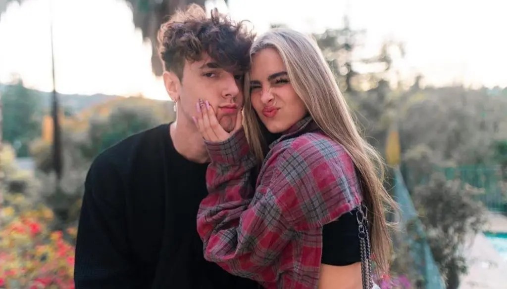 Bryce Hall leaks FaZe Jarvis’ number after Addison Rae phone drama
