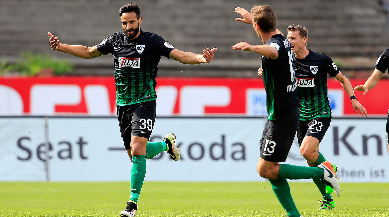 10 in Bremen Grimaldi trifft für Münster DFB Deutscher Fußball