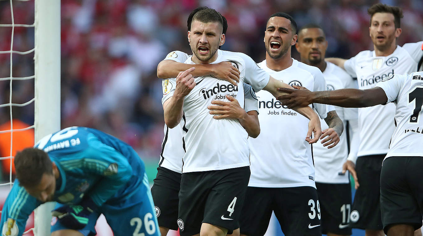 Im Video Eintracht Frankfurt ist DFBPokalsieger DFB Deutscher