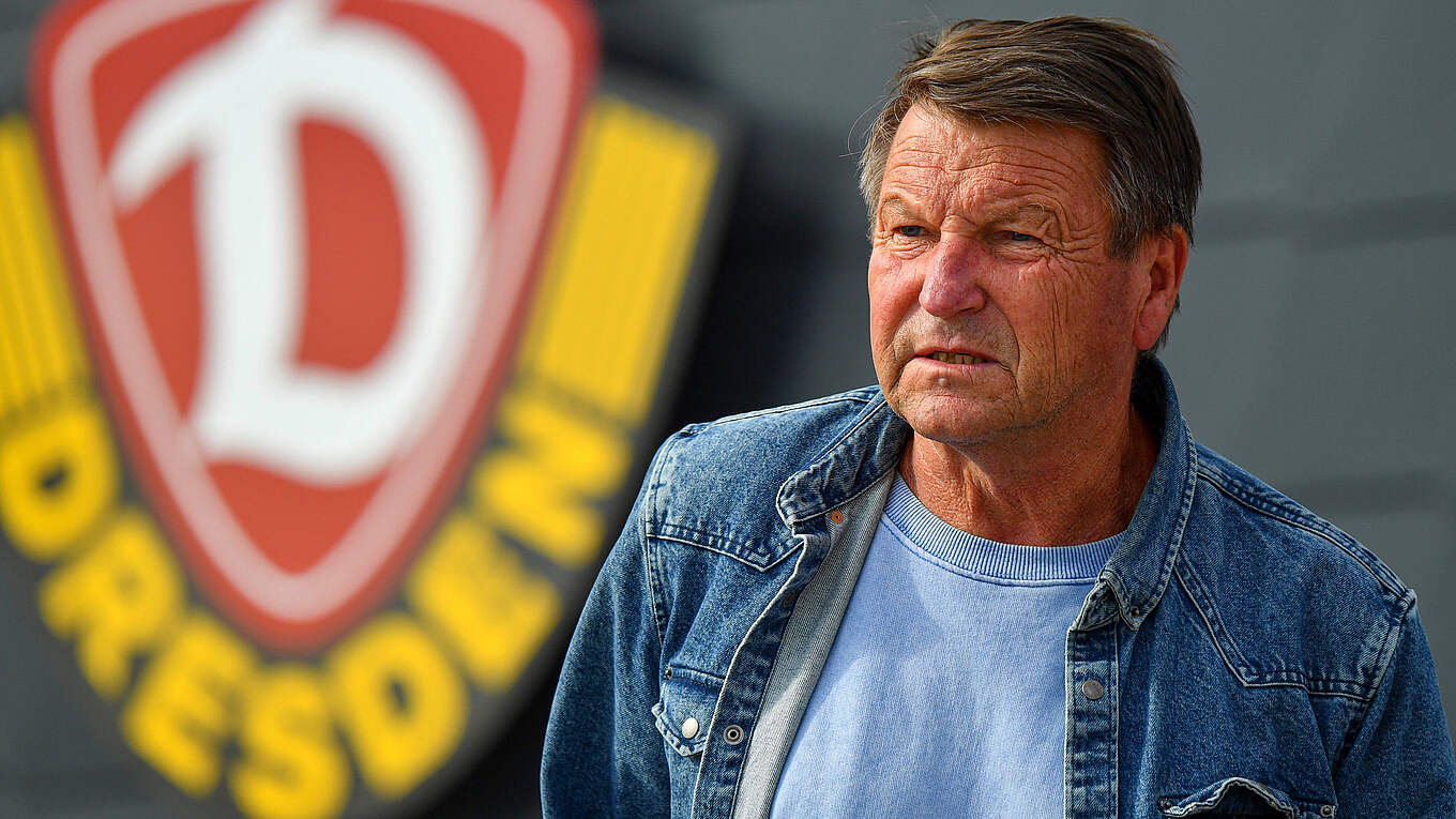 Beckenbauer des Ostens "Dixie" Dörner wird 70 Jahre alt DFB