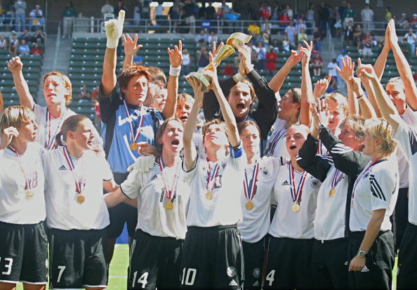 Elf Meilensteine des internationalen Frauenfußballs DFB Deutscher