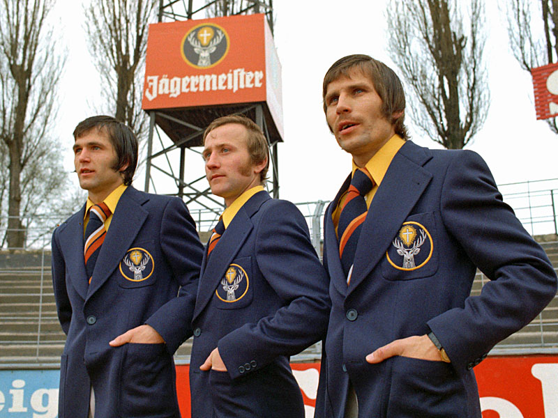 50 Jahre Bundesliga Die erste Trikotwerbung DFB Deutscher FußballBund e.V.