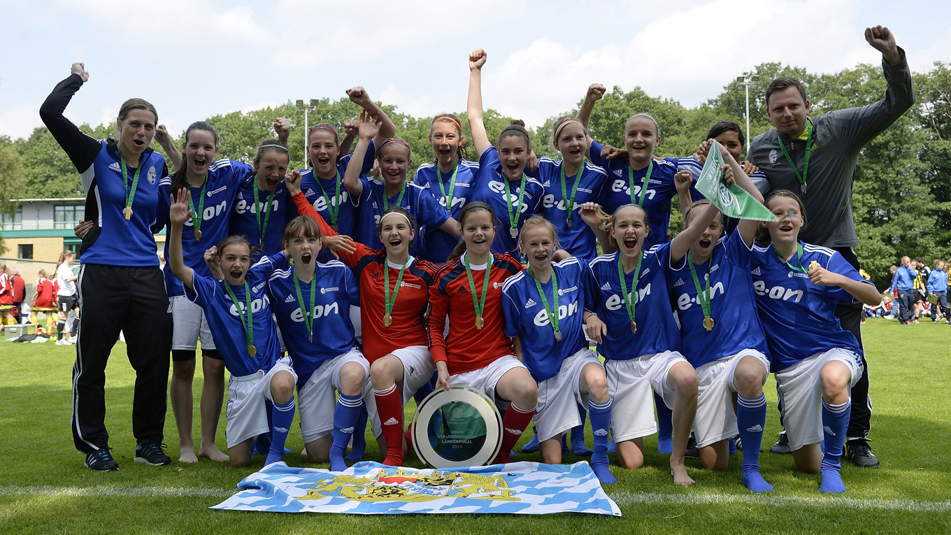 U 14Länderpokal BayernAuswahl holt sich die Schale DFB