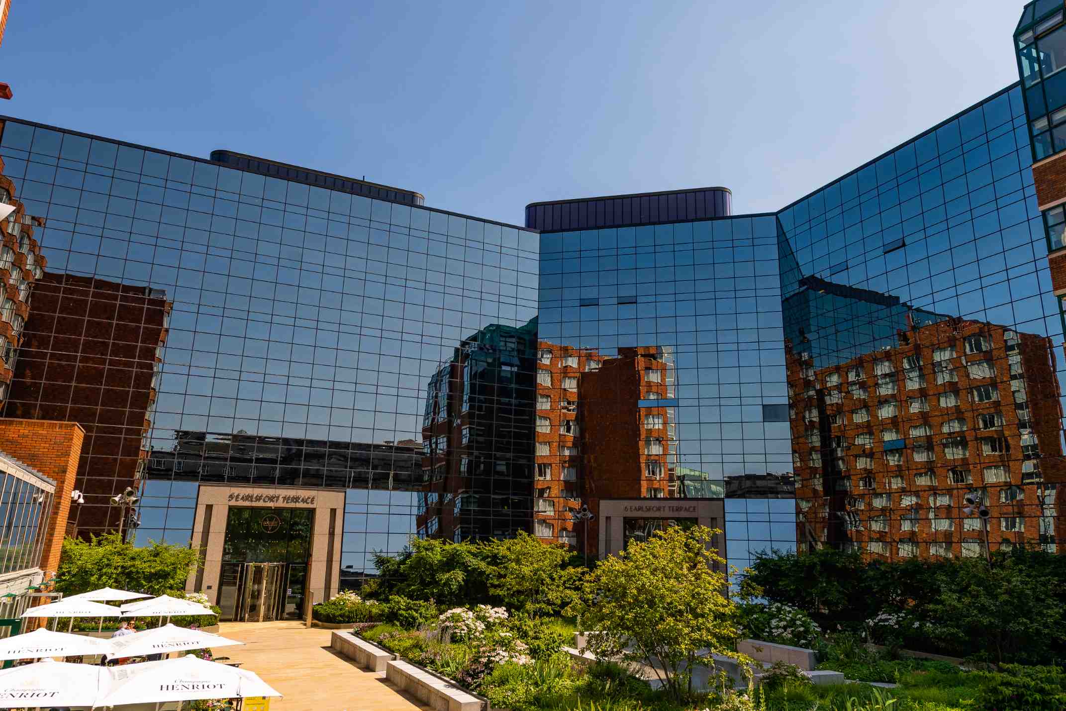 6 Earlsfort Terrace DFM Systems