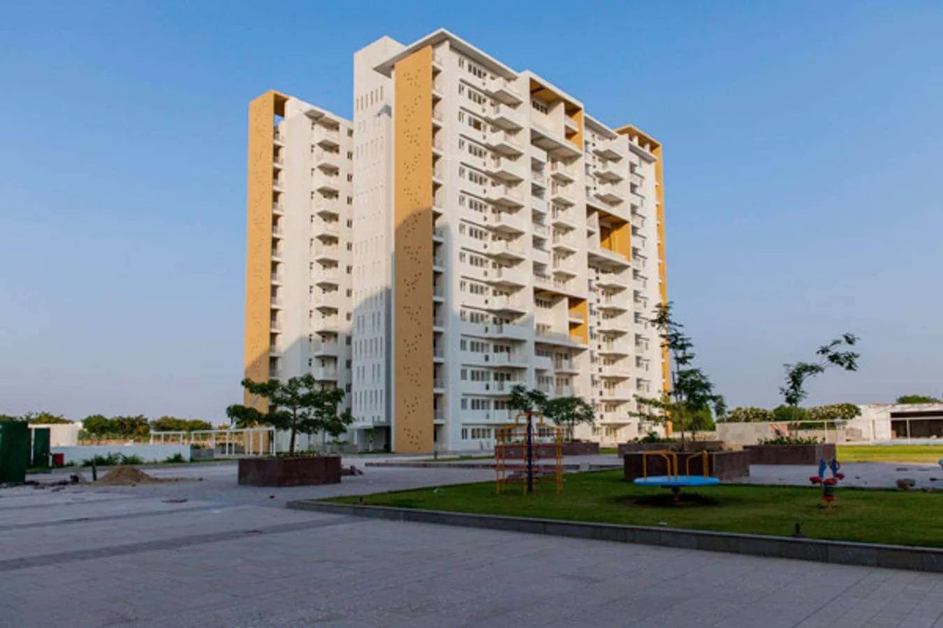 2, 3, 4 bhk Ready to Move Luxury Flats on Ajmer Road Jaipur