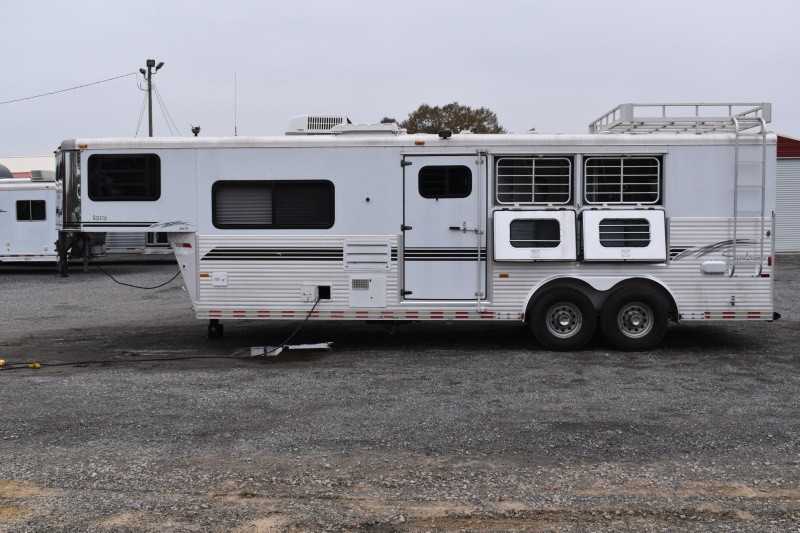 Used 2000 Sundowner 3 Horse Trailer with Living Quarters Dixie Horse