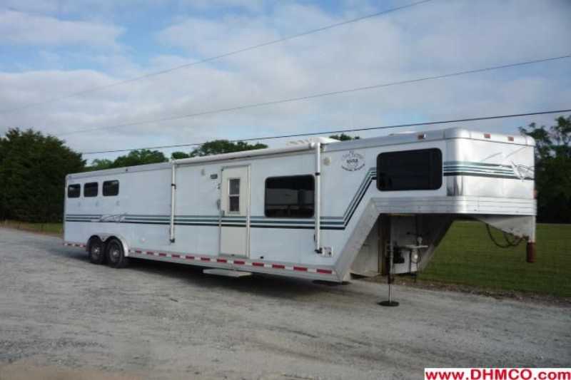 Used 3 Horse Cato Classic Horse Trailer with Living Quarters Dixie