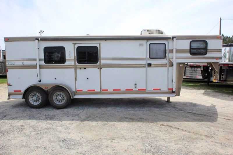 Hawk Horse Trailer For Sale Used 2002 2 Horse Trailer with Living