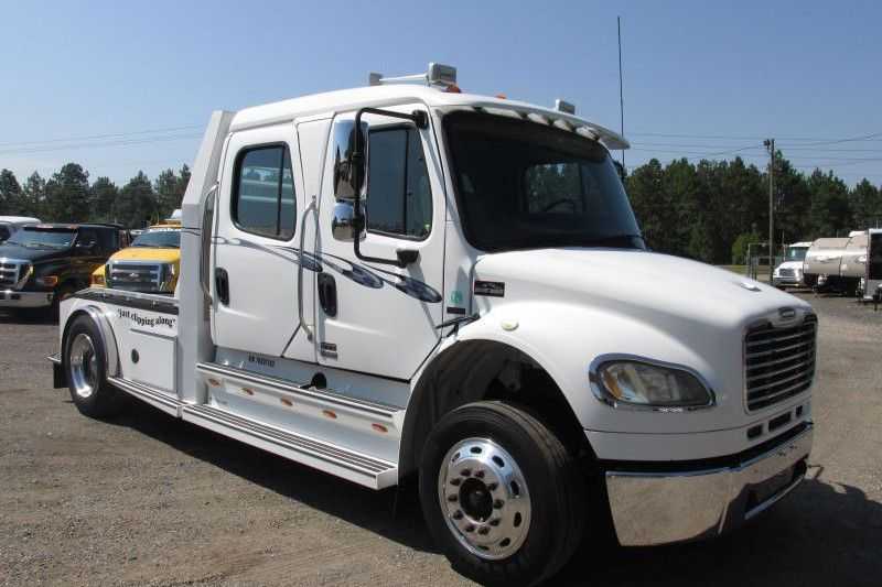 Used Freightliner Medium Duty Truck Dixie Horse & Mule Co