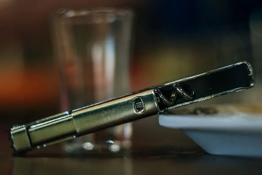 How to properly dispose of empty vape pen cartridges?