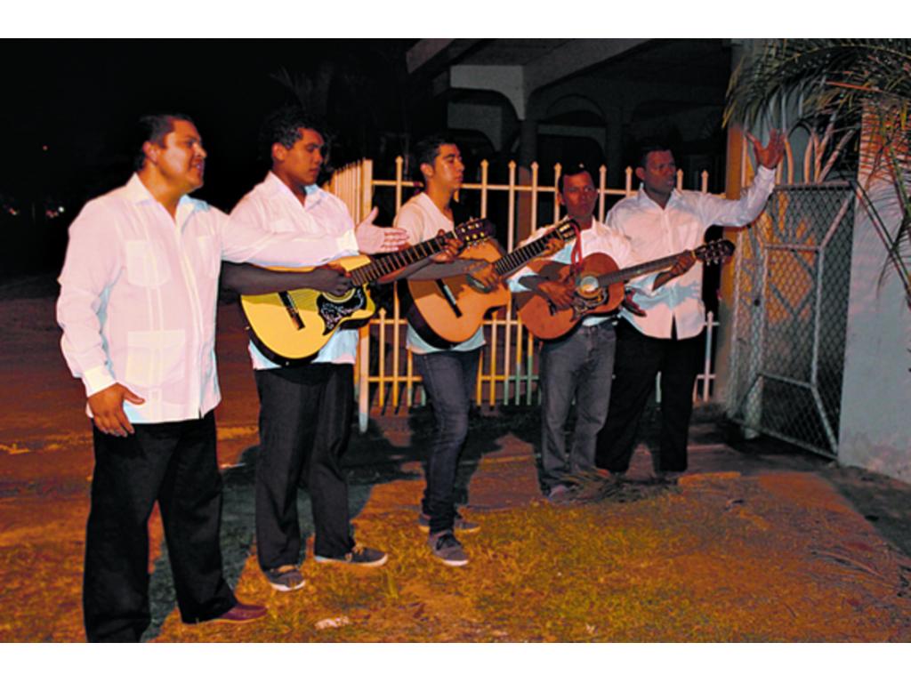 A disfrutar serenatas Día a Día