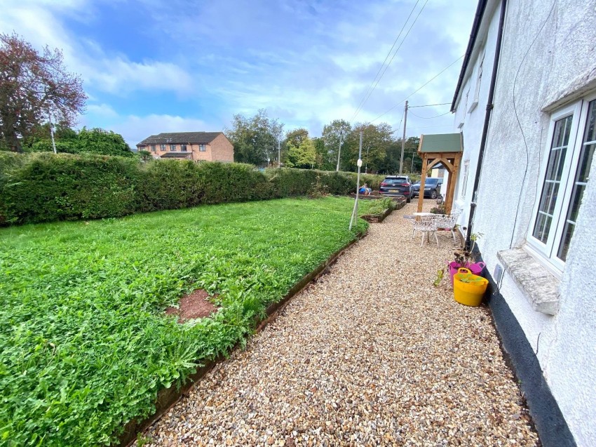Stoneyford, Cullompton, Devon, 2 bedroom, House SemiDetached