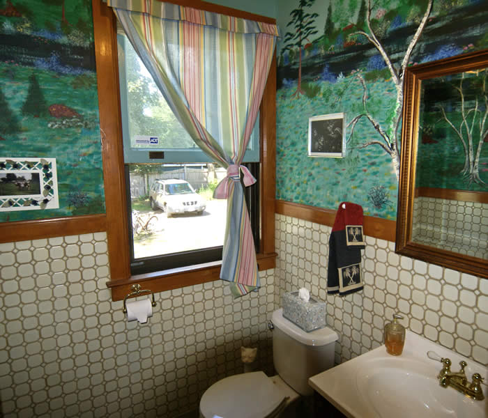 Portfolio of photographs by Rudy Vogel of the LAthrop House B&B