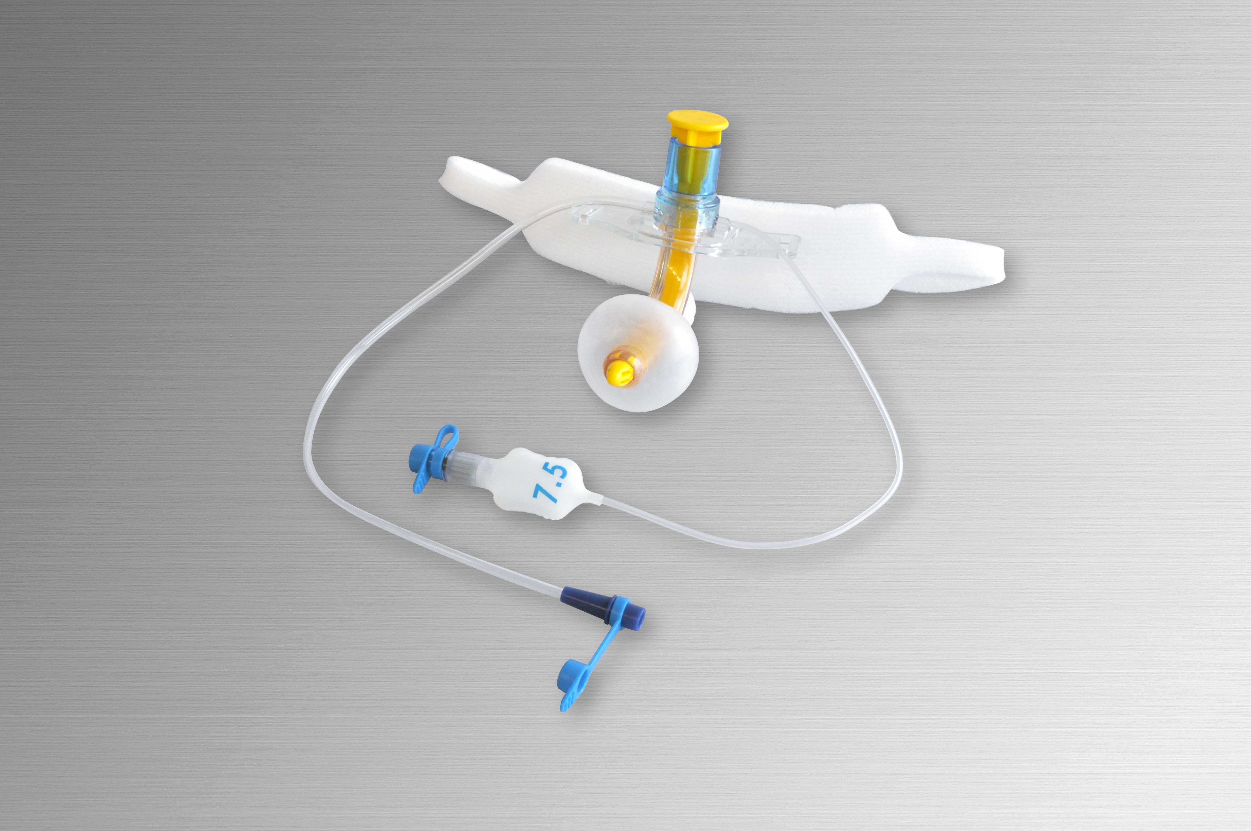 DIB Trachea Tracheotomy Cannula with suction tube 株式会社ディヴインターナショナル