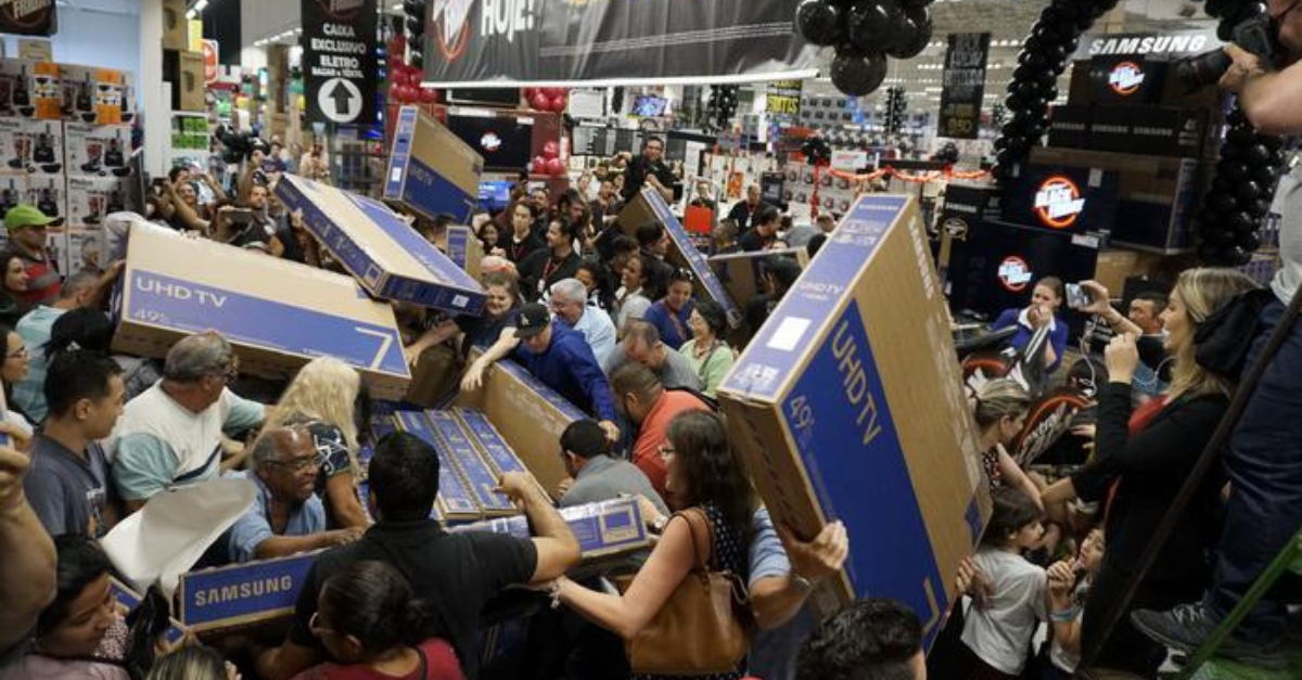 5 Cuidados na Black Friday com as compras presenciais e online
