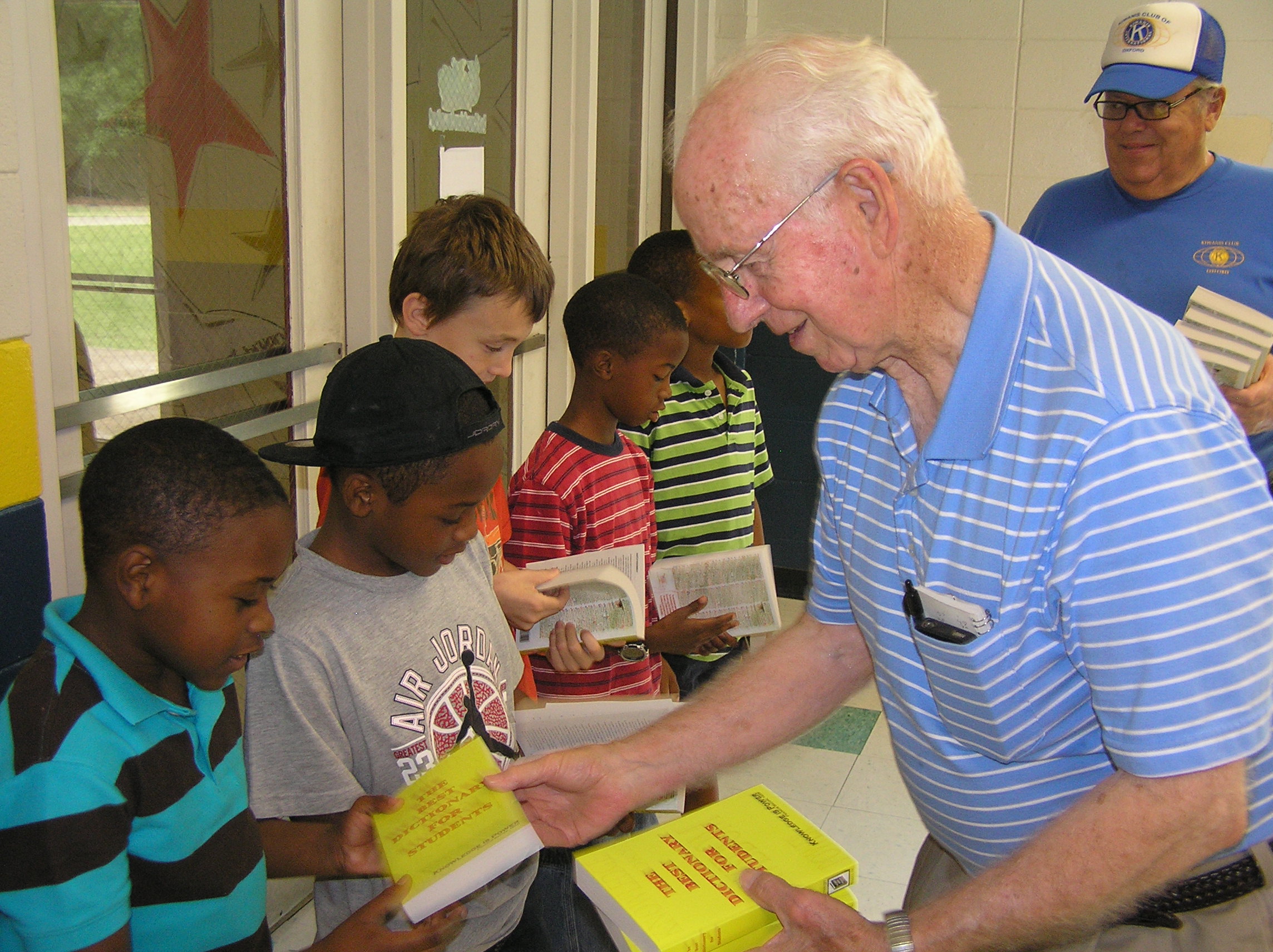 The Dictionary Project Kiwanis Club of Oxford Gives the