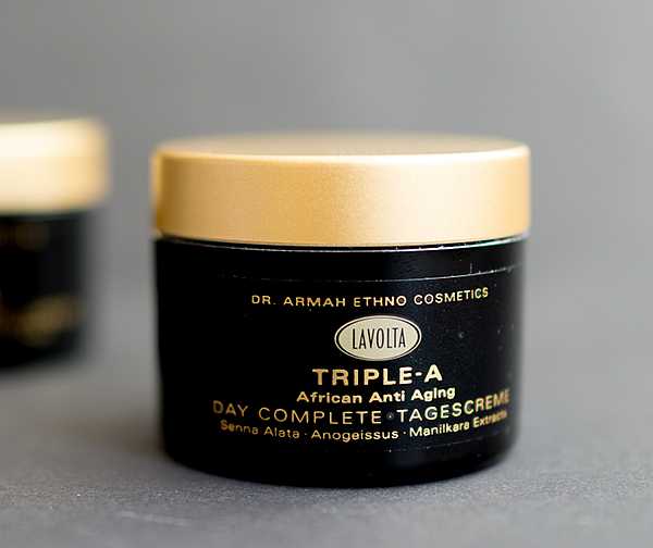 Anti Aging Tages und Nachtcreme Triple A von Lavolta Die Testbar Schönheit, AntiAging