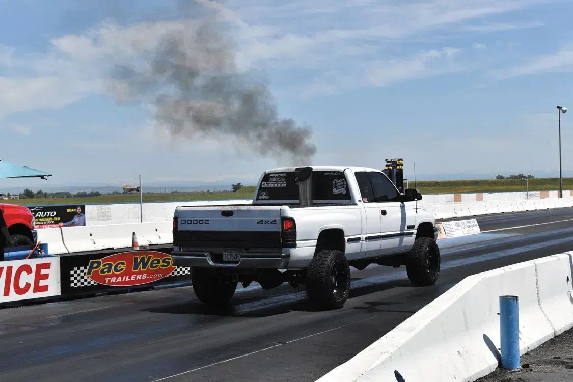 1,000+ HP Diesels Put on a Show