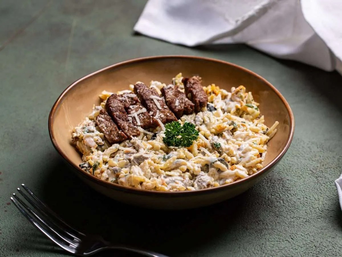 Beef Orzo risotto Diet Cafe