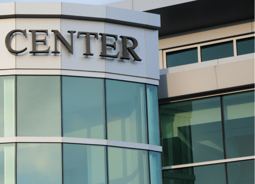 Difference Between Center and Centre | Difference Between | Center vs