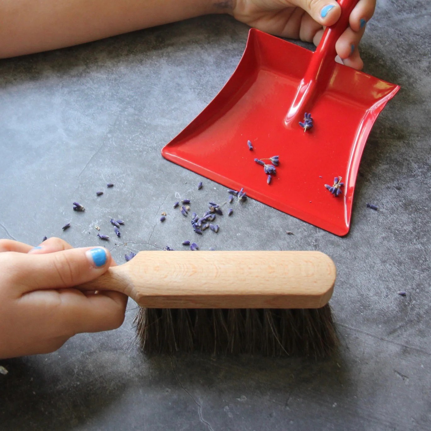 Children's Hand Brush and Dust Pan DIG + CO.