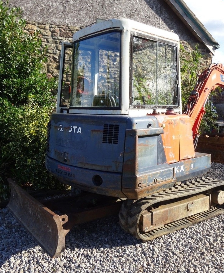 Digger Bidder KUBOTA KX71 MINI EXCAVATOR 1995, 3 BUCKETS, 2.8 TONNE